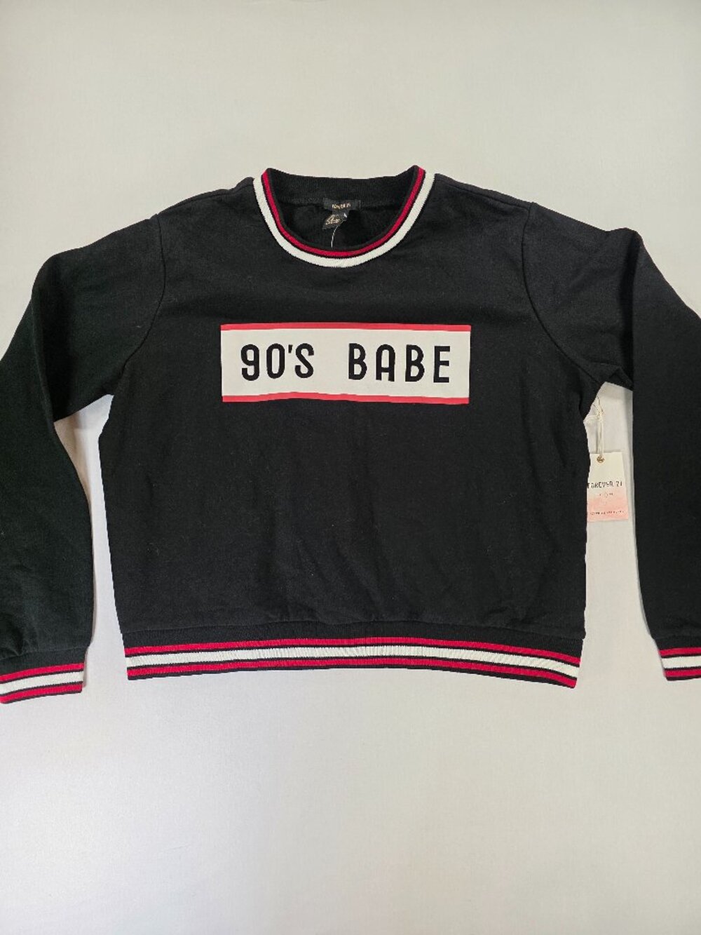 Forever 21 90s Babe Graphic Sweatshirt Women's Size Medium Black and Red NWT